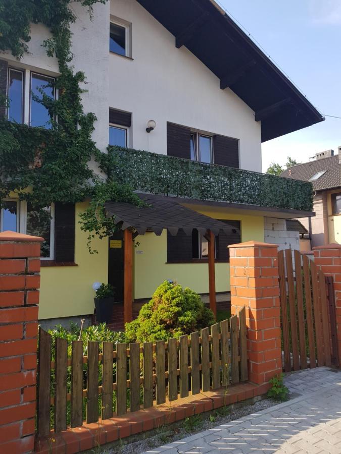 Goscinna Hacjenda Radwanice Esterno foto